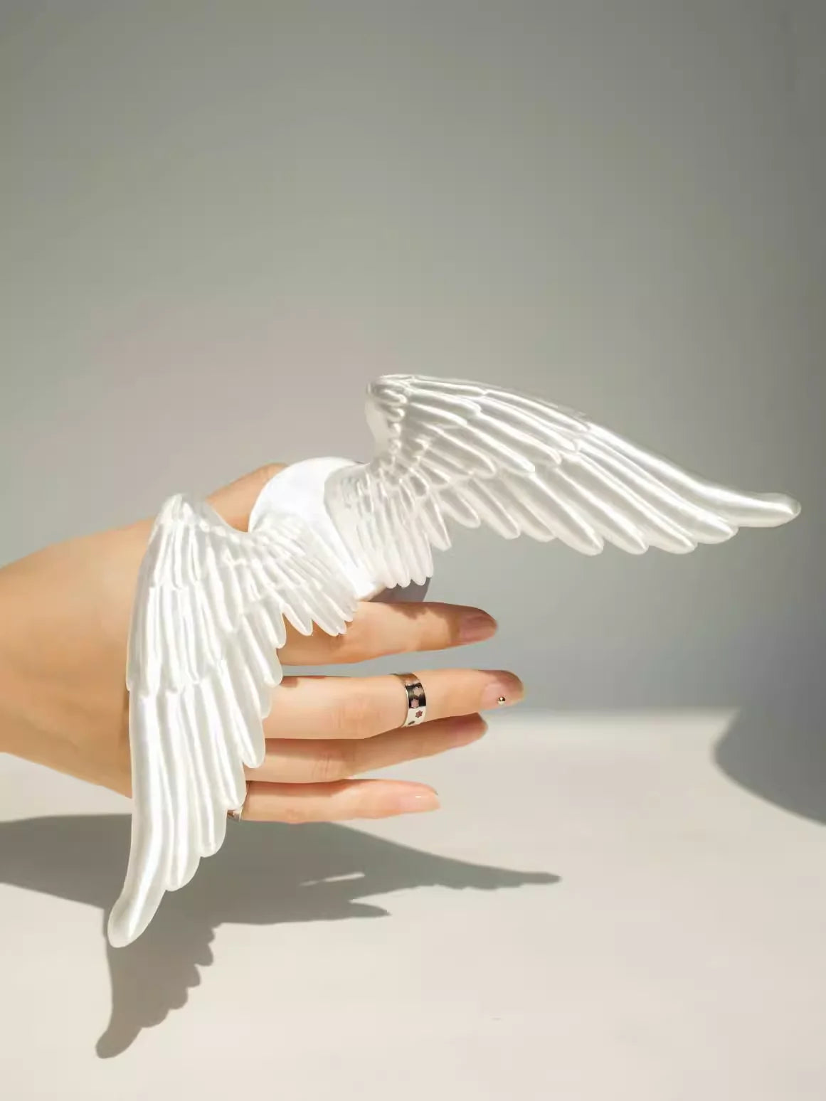 3D Wing Magnetic Phone Stand