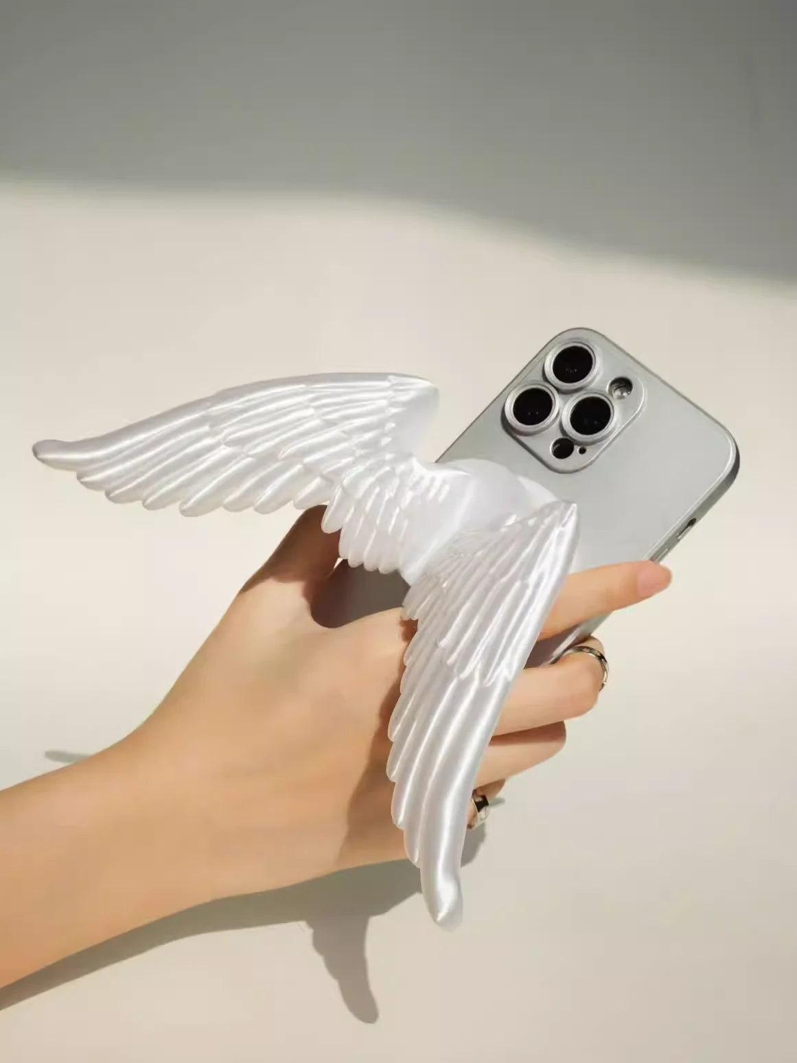 3D Wing Magnetic Phone Stand