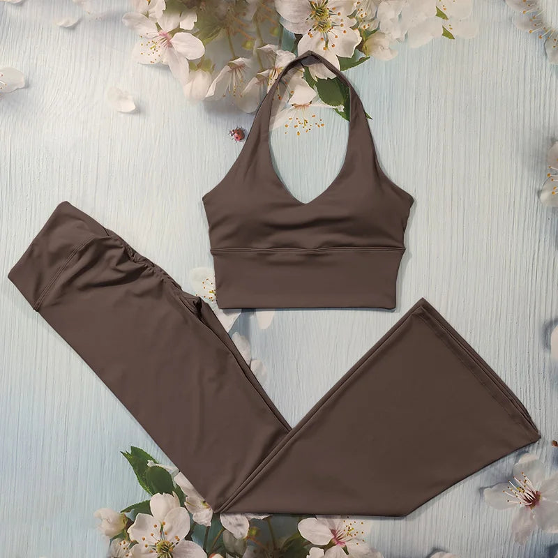 Scrunch Yoga Set – Sports Bra & Flared Leggings