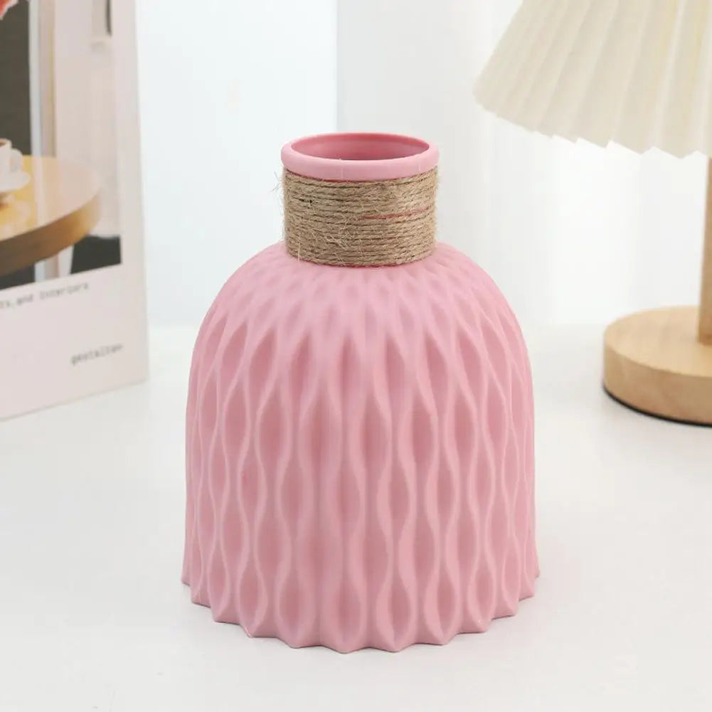 Rope Design Plastic Vase – Durable & Decorative