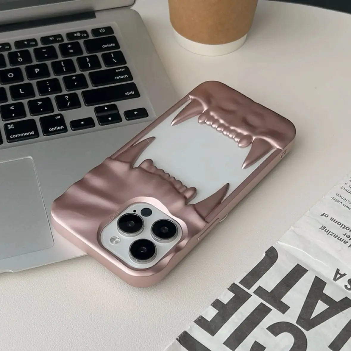3D Pleated Tiger Tooth iPhone Case