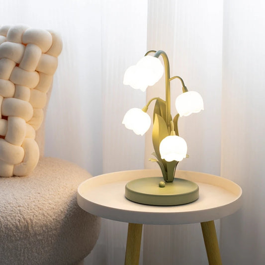 Vintage Floral 5-Lily Table Lamp