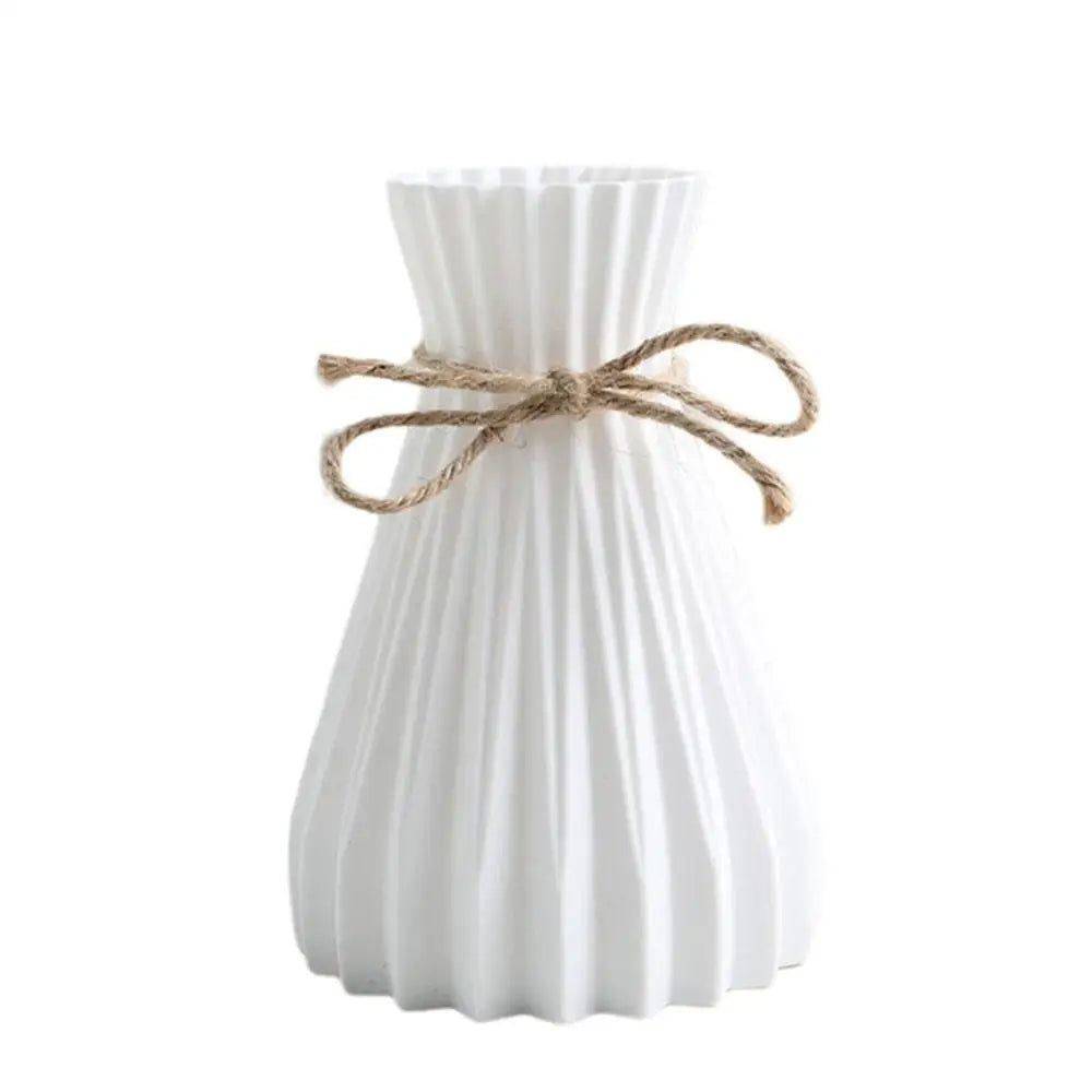 Waist-Cinched Modern Flower Vase