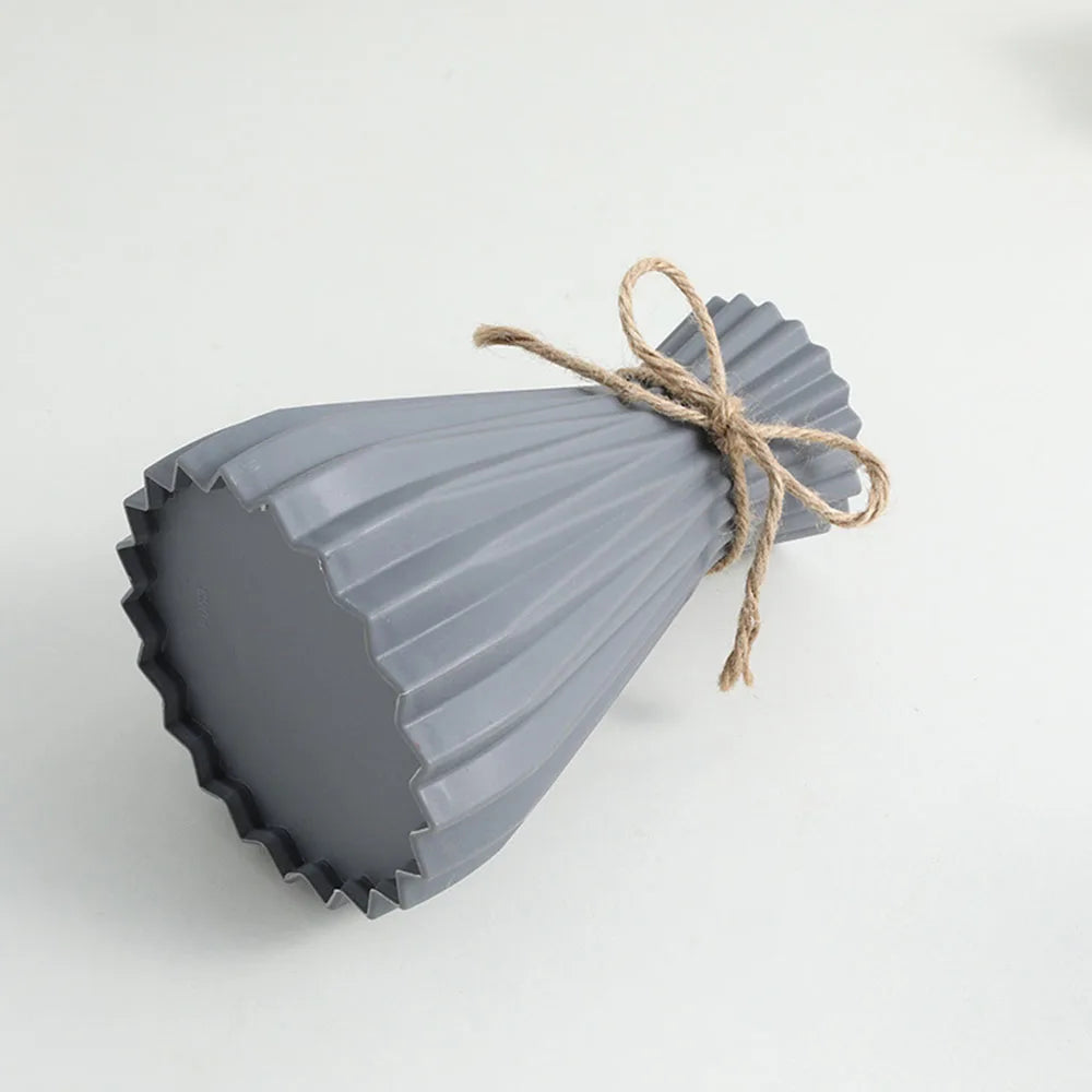 Waist-Cinched Modern Flower Vase