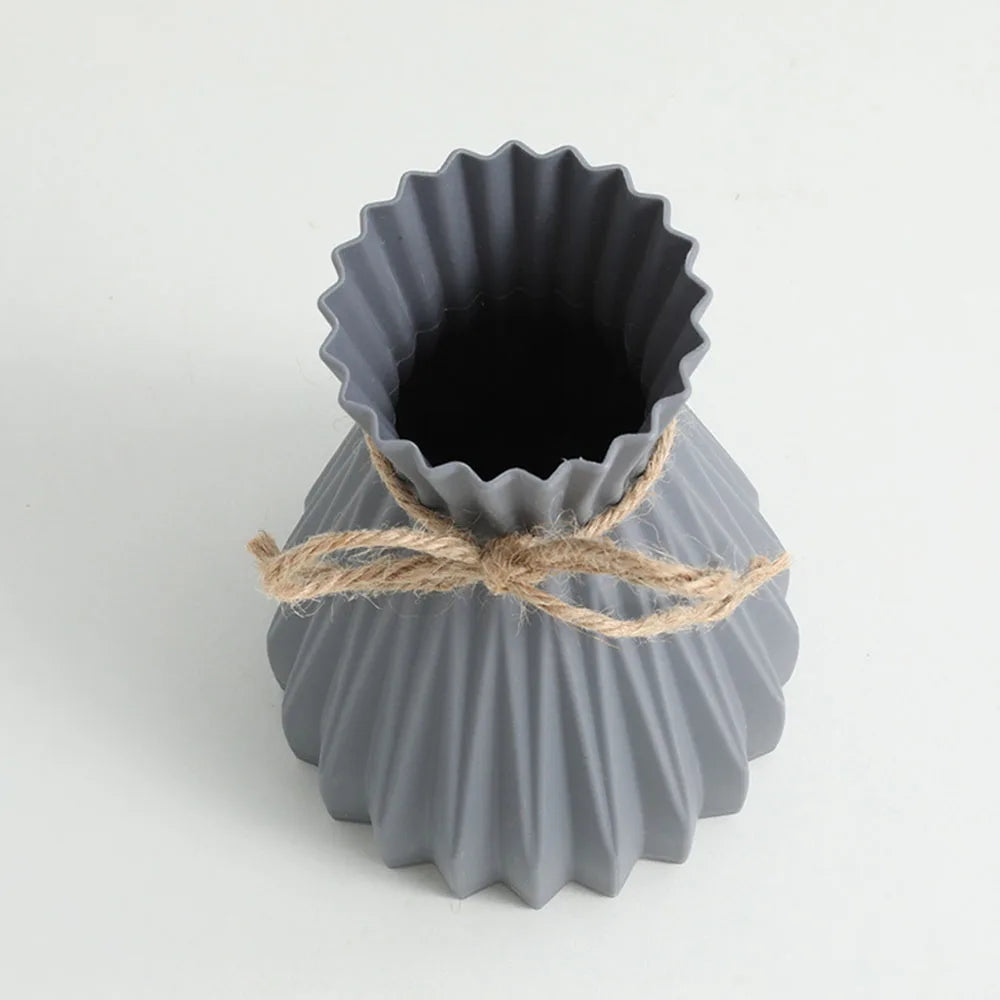 Waist-Cinched Modern Flower Vase