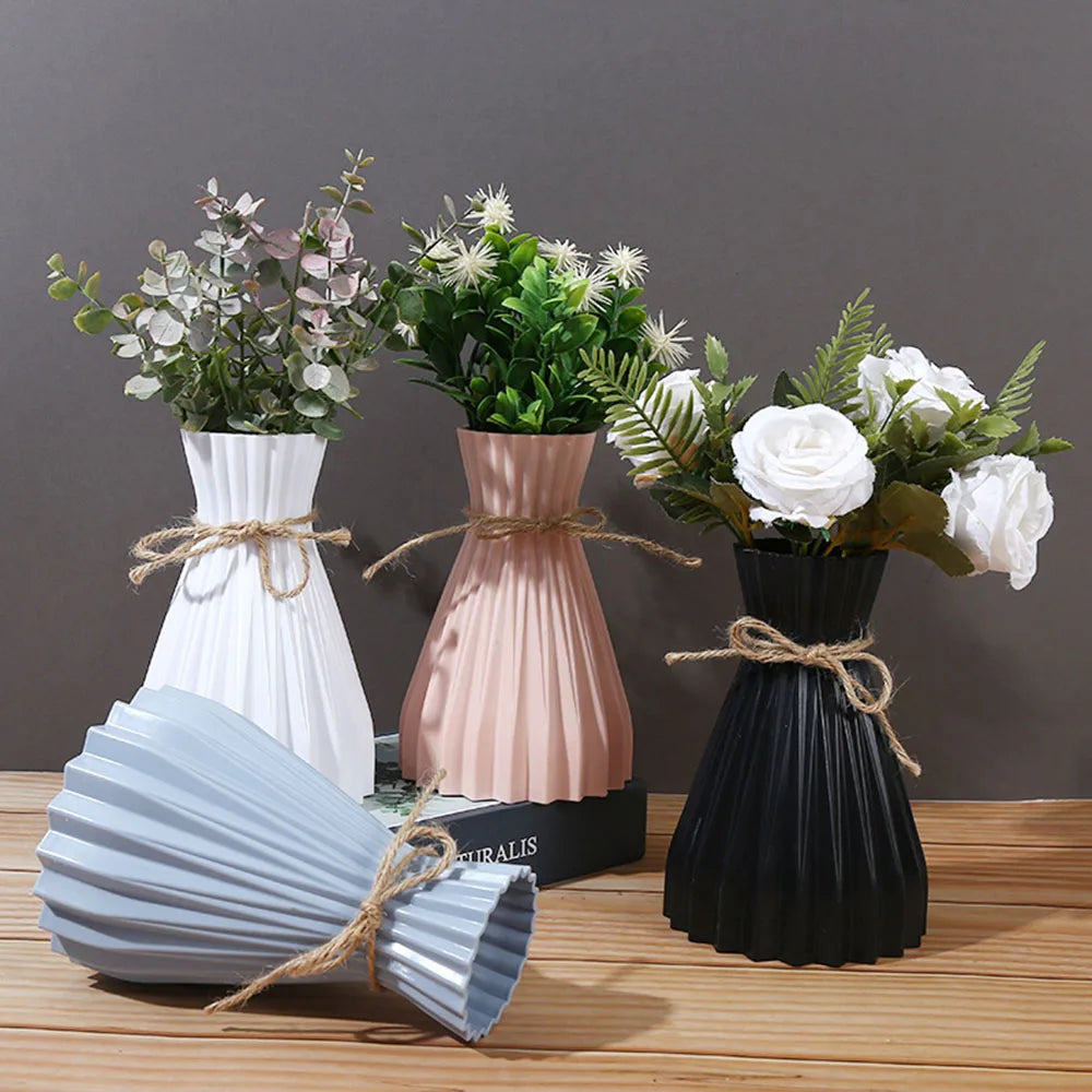 Waist-Cinched Modern Flower Vase