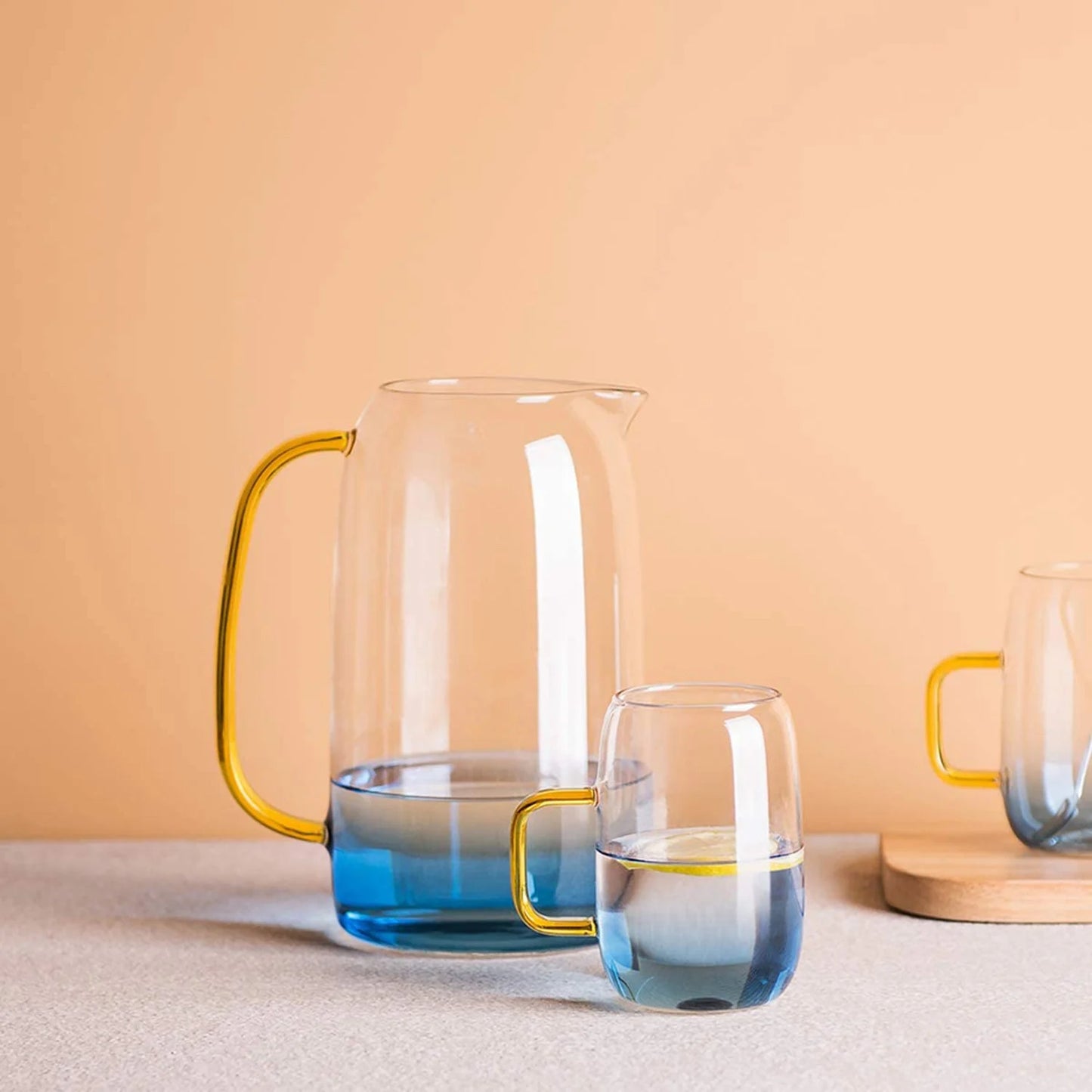 Borosilicate Glass Pitcher with Lid